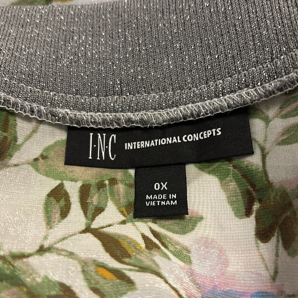 Inc. International Concepts Plus Mayfair Garden Bomber Jacket - Picture 10 of 13